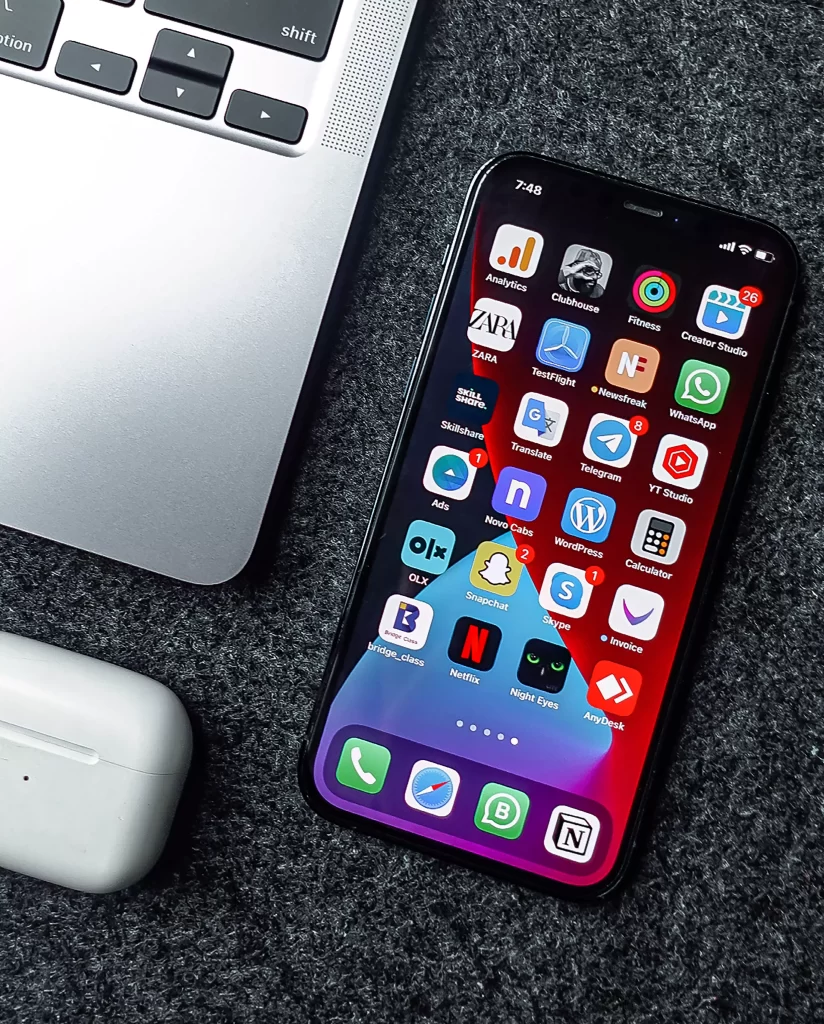 Choosing days and data to customize a Taiwan eSIM plan